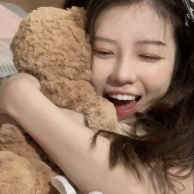 暗红